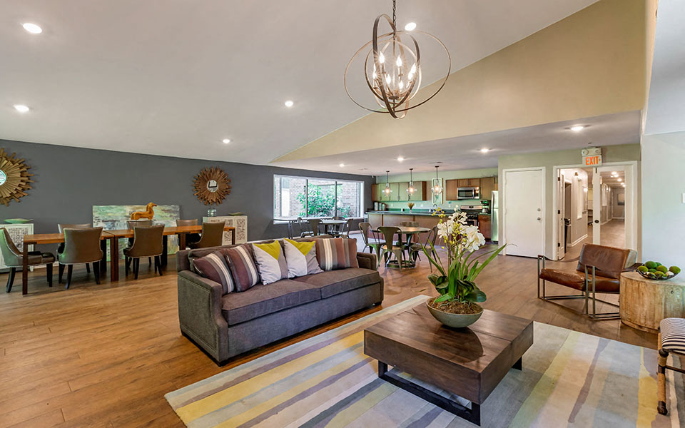 Photos and Video of Ramblewood Apartments in Wyoming, MI